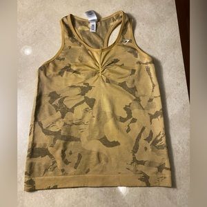 Adapt camo tank